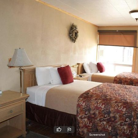 Trail'S End Motel Downtown Lewistown Esterno foto