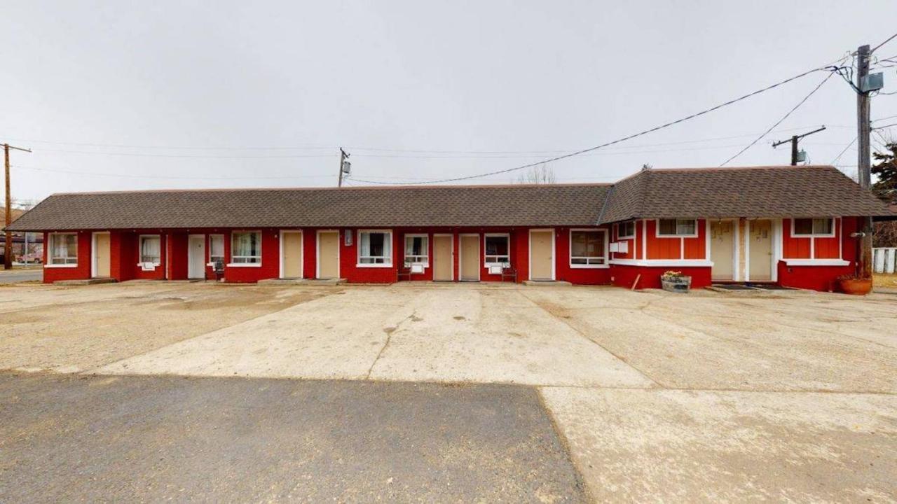 Trail'S End Motel Downtown Lewistown Esterno foto